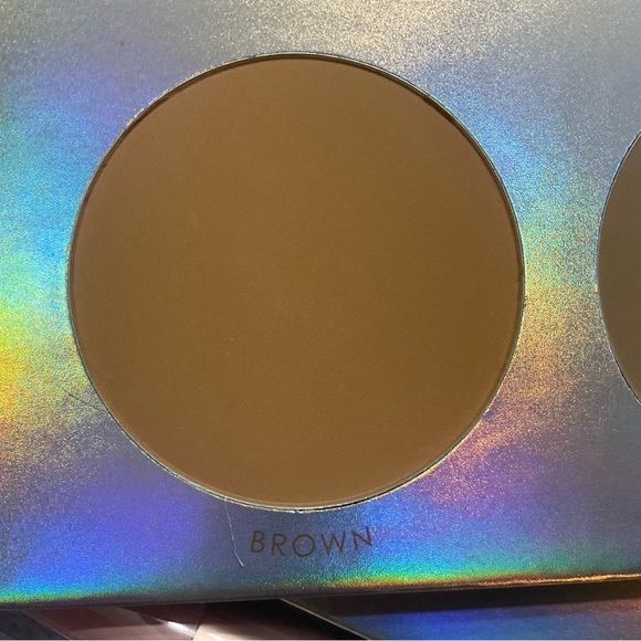 3 Color Contouring Powder Palette in Galaxy. New Never Worn Green Alasko - Picture 11 of 12